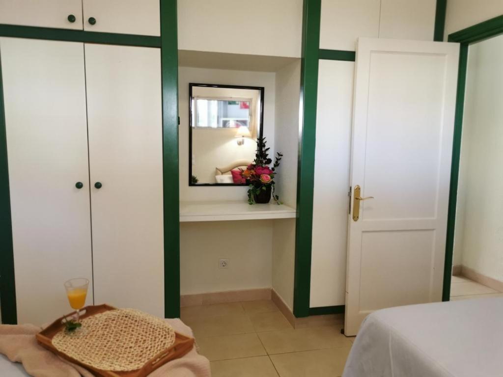 Cherry Top Cake Apartment Playa del Inglés Exteriör bild