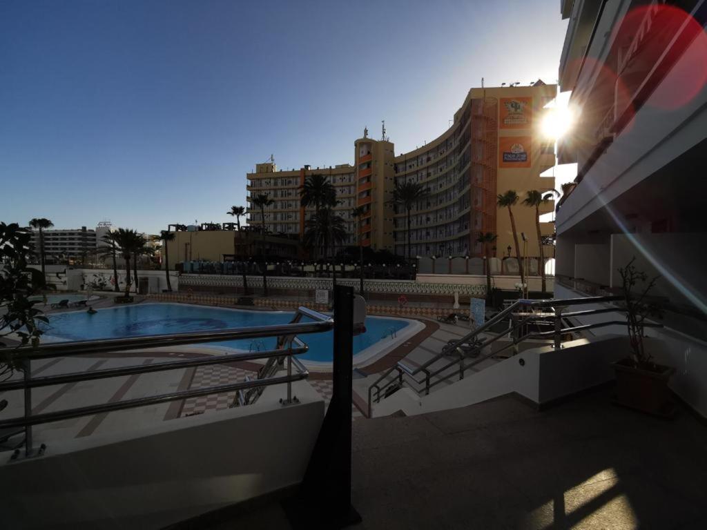 Cherry Top Cake Apartment Playa del Inglés Exteriör bild
