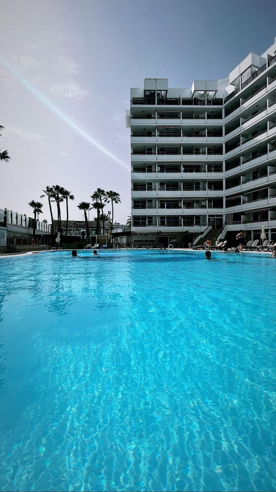 Cherry Top Cake Apartment Playa del Inglés Exteriör bild