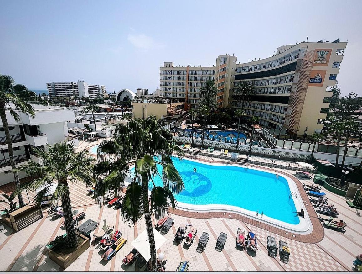 Cherry Top Cake Apartment Playa del Inglés Exteriör bild